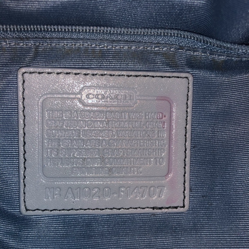 Coach Bag - Picture 2 of 7